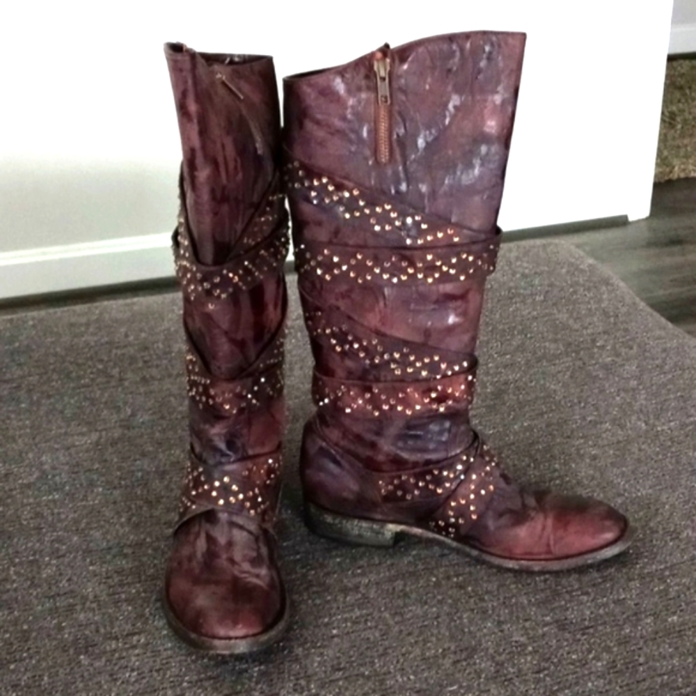 👢VERY RARE Old Gringo👢- Swarovski Crystal Embellished Boots
